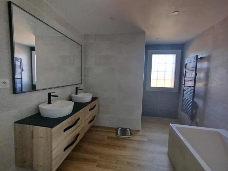 Propriété - 131 m² - 4 pièces