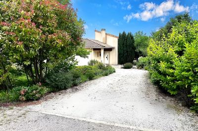 Maison - 319 m² - 15 pièces