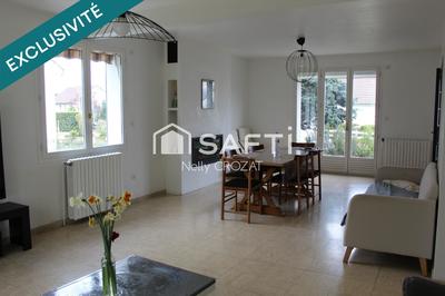 Maison - 195 m² - 8 pièces