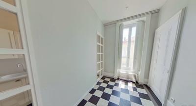 Appartement - 105 m² - 5 pièces