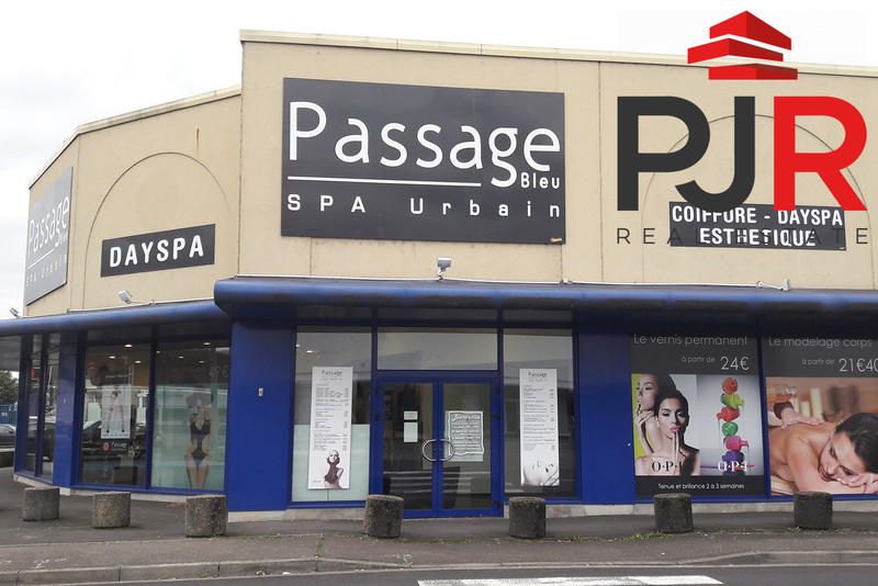 Local commercial - 306 m²