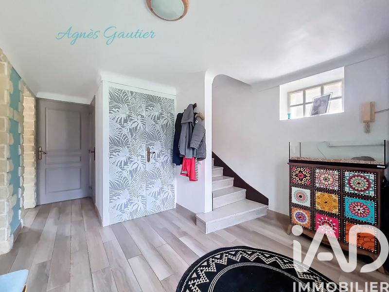 Maison - 182 m² - 9 pièces