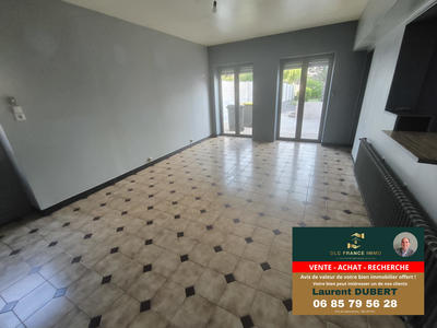 Maison - 120 m² - 8 pièces