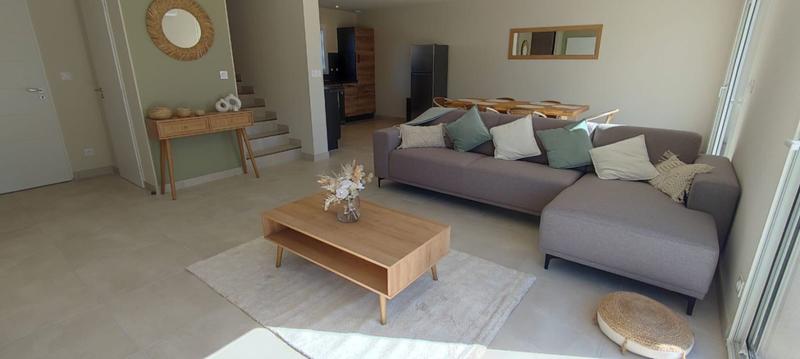 Maison - 95 m² - 5 pièces