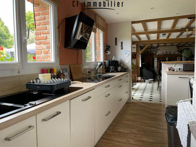 Maison - 215 m² - 8 pièces