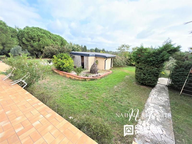 Villa - 254 m² - 6 pièces