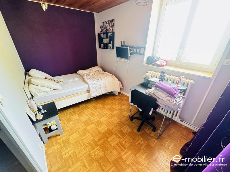 Maison - 190 m² - 8 pièces