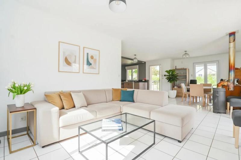 Maison - 93 m² - 4 pièces