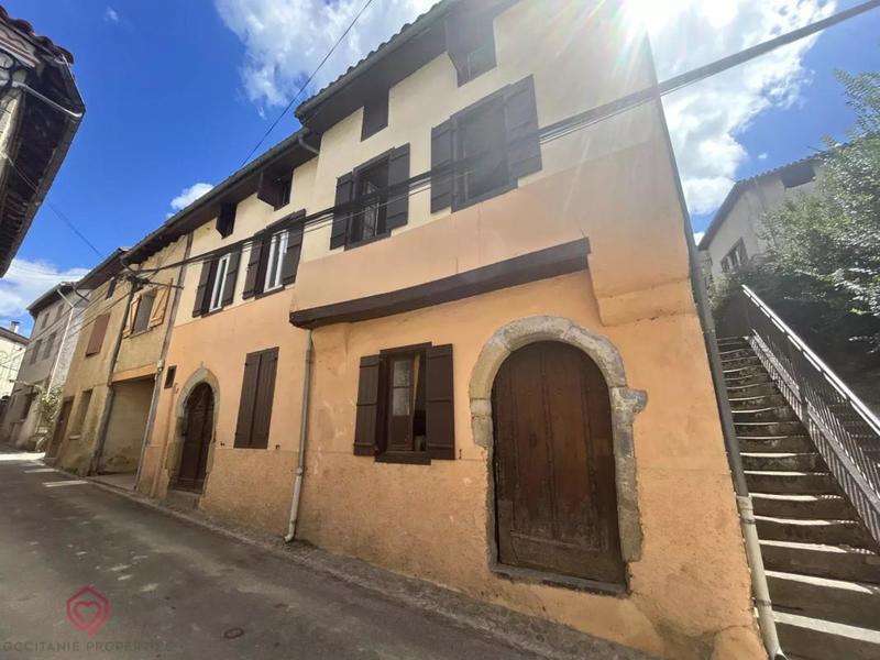 Maison - 200 m² - 7 pièces