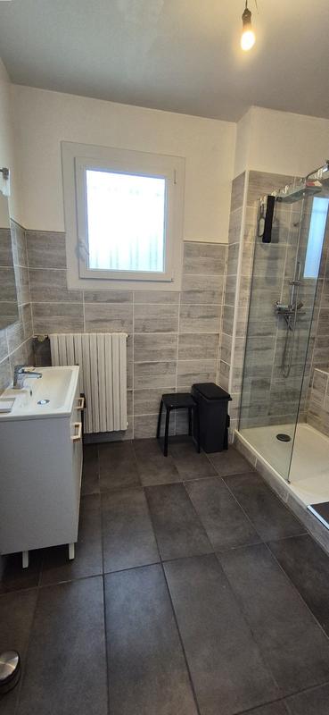 Maison - 200 m² - 8 pièces