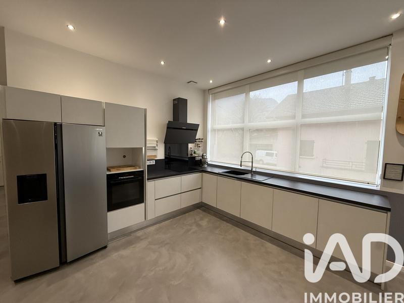 Loft - 95 m² - 4 pièces