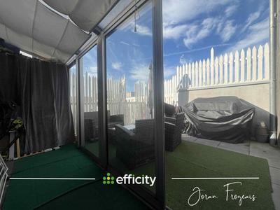 Appartement - 84 m² - 4 pièces