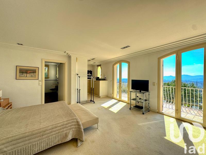 Maison de maîtres - 313 m² - 10 pièces