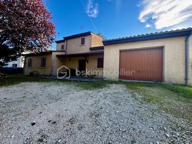 Maison de village - 132 m² - 6 pièces