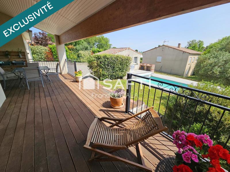 Maison - 180 m² - 5 pièces