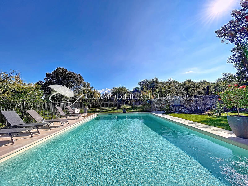 Villa - 146 m² - 6 pièces