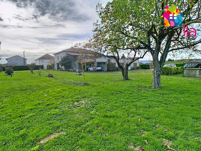 Maison - 304 m² - 11 pièces