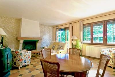 Maison - 151 m² - 6 pièces