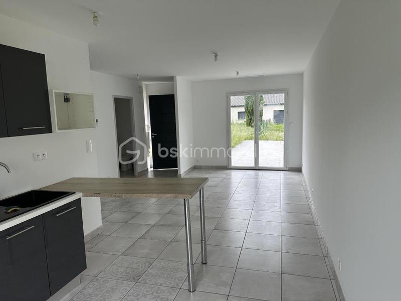 Maison traditionnelle - 87 m² - 4 pièces