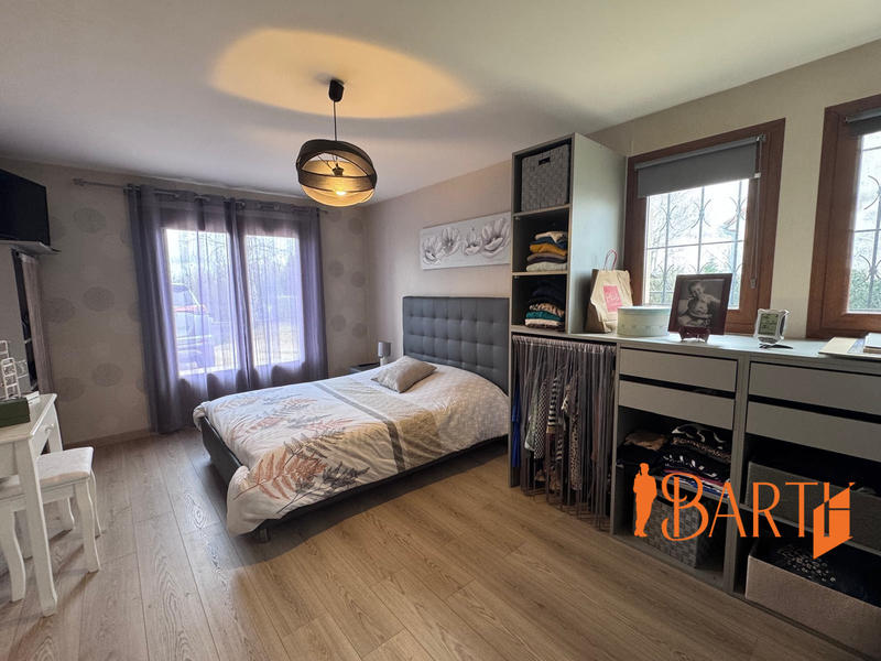 Maison - 141 m² - 7 pièces