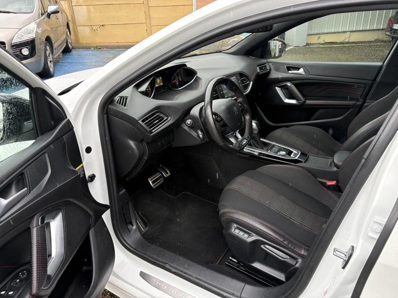 Peugeot 308 Sw 2.0 Bhdi 150cv Gt Line Eat6 - Attelage Siege Chauffant Massant Toit Panoramique