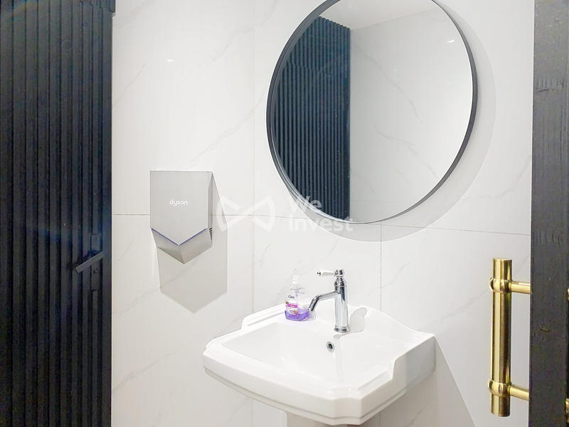 Fonds de commerce - 115 m²