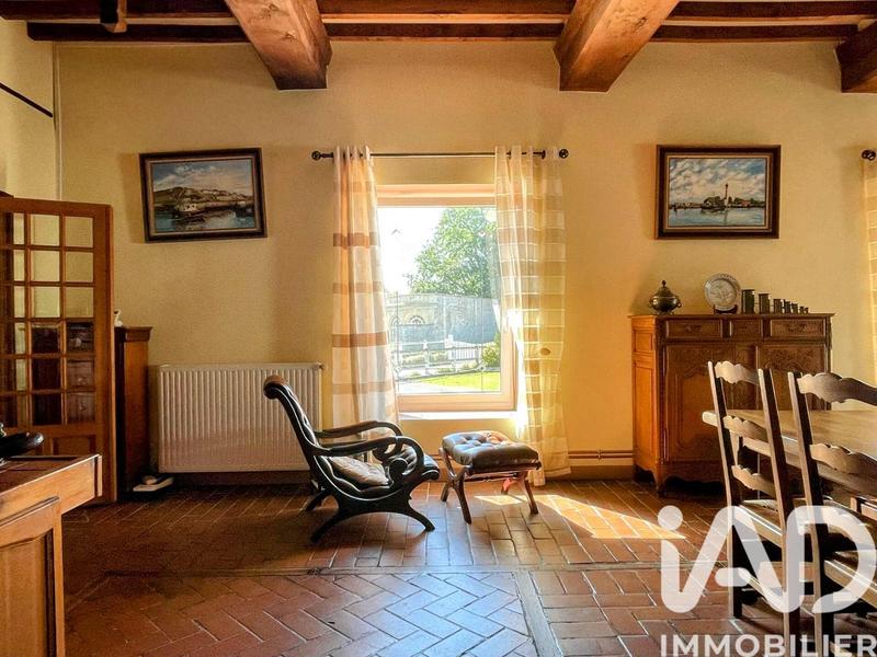 Maison - 299 m² - 9 pièces