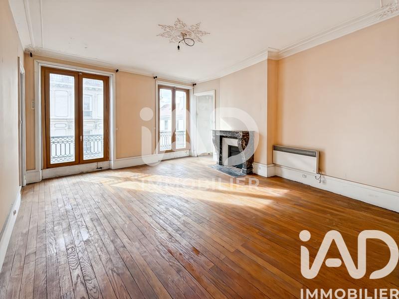 Appartement - 104 m² - 6 pièces