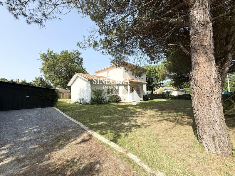 Maison - 107 m² - 5 pièces