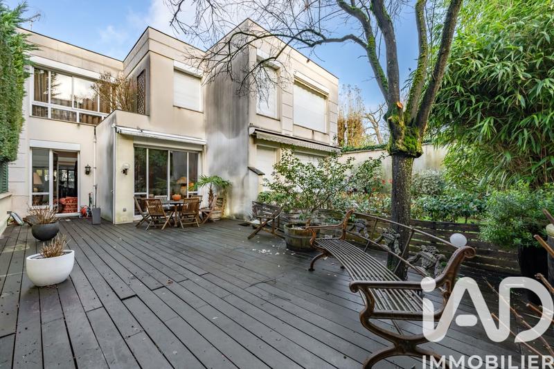 Appartement - 136 m² - 3 pièces