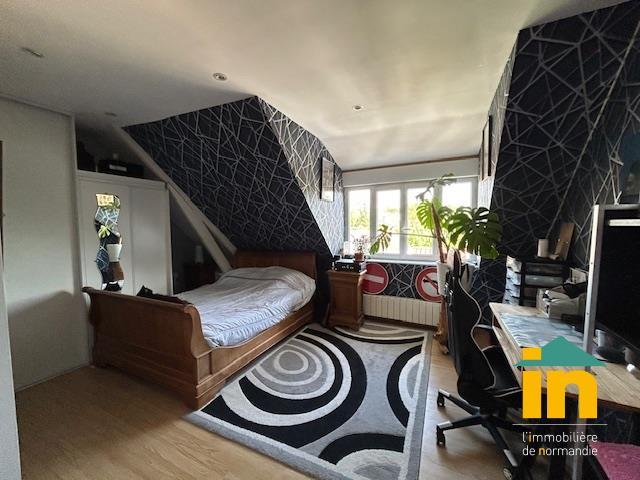 Maison de ville - 145 m² - 5 pièces