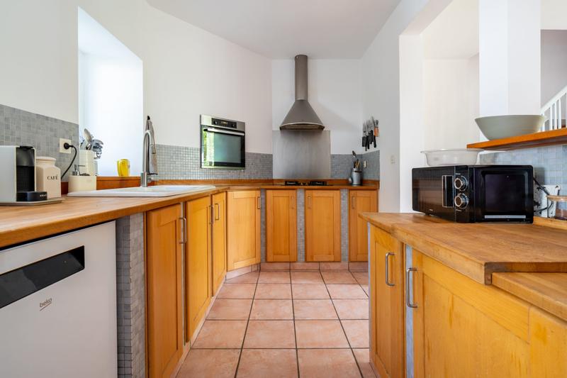 Maison ancienne - 212 m² - 7 pièces