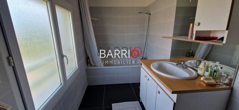 Villa - 92 m² - 4 pièces