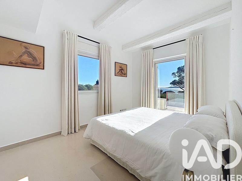 Maison - 295 m² - 7 pièces