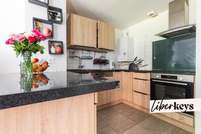 Maison - 84 m² - 4 pièces