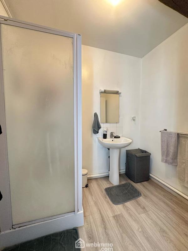 Immeuble - 341 m² - 16 pièces