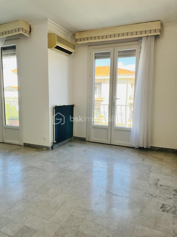 Appartement - 90 m² - 4 pièces