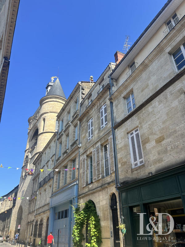 Maison ancienne - 140 m² - 6 pièces