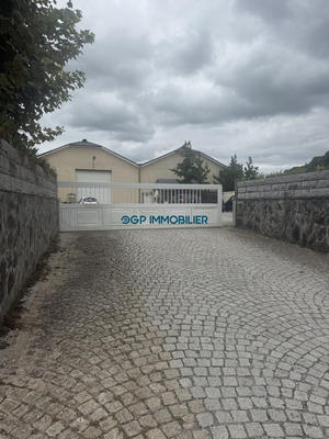 Entrepôt - 6 544 m²