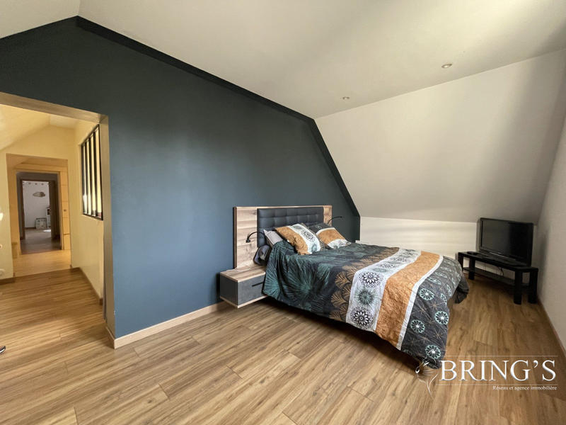 Maison - 136 m² - 5 pièces