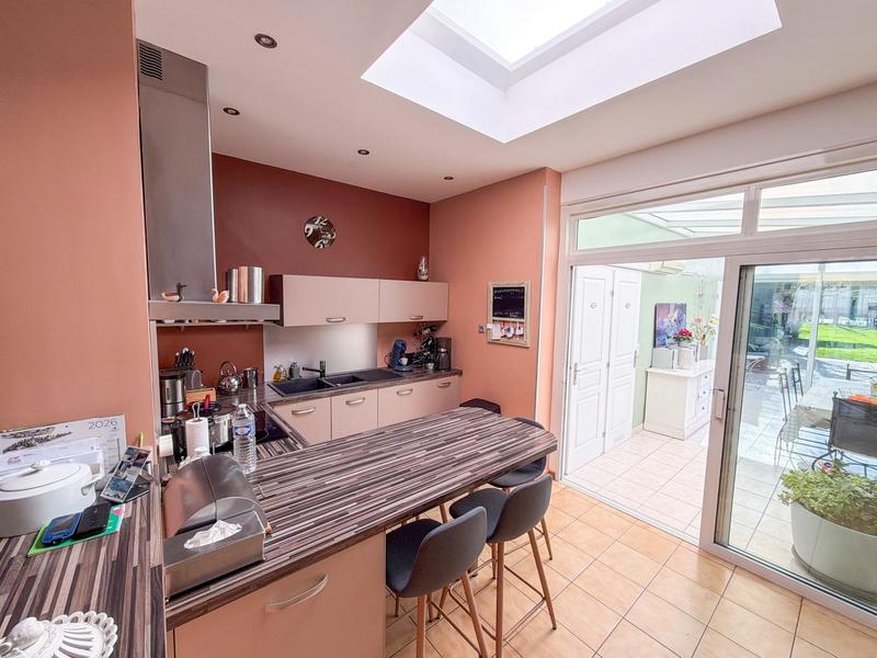 Maison - 110 m² - 4 pièces