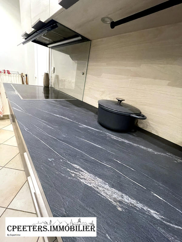 Maison - 93 m² - 4 pièces