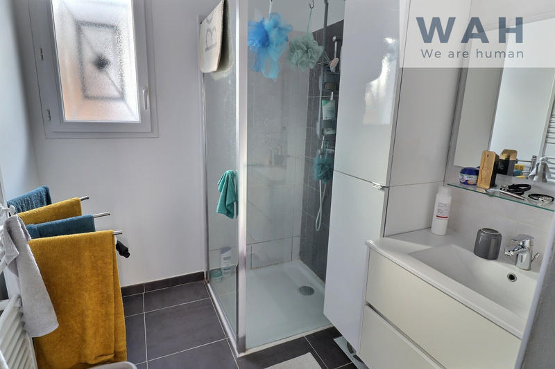 Villa - 80 m² - 4 pièces