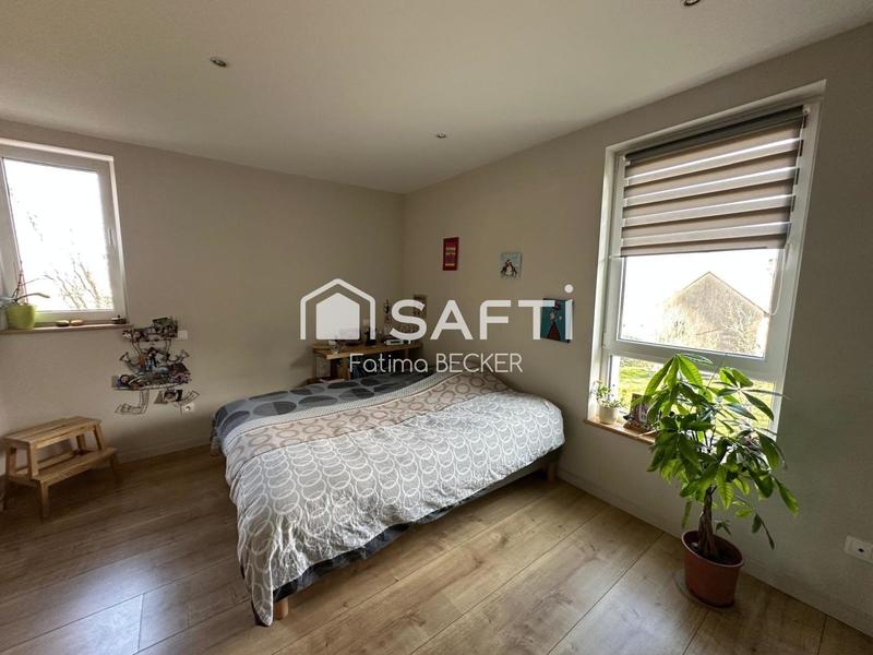 Maison - 255 m² - 8 pièces