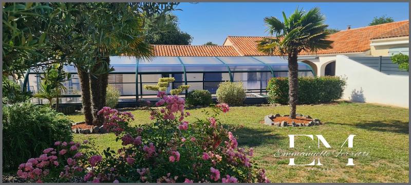 Villa - 200 m² - 9 pièces