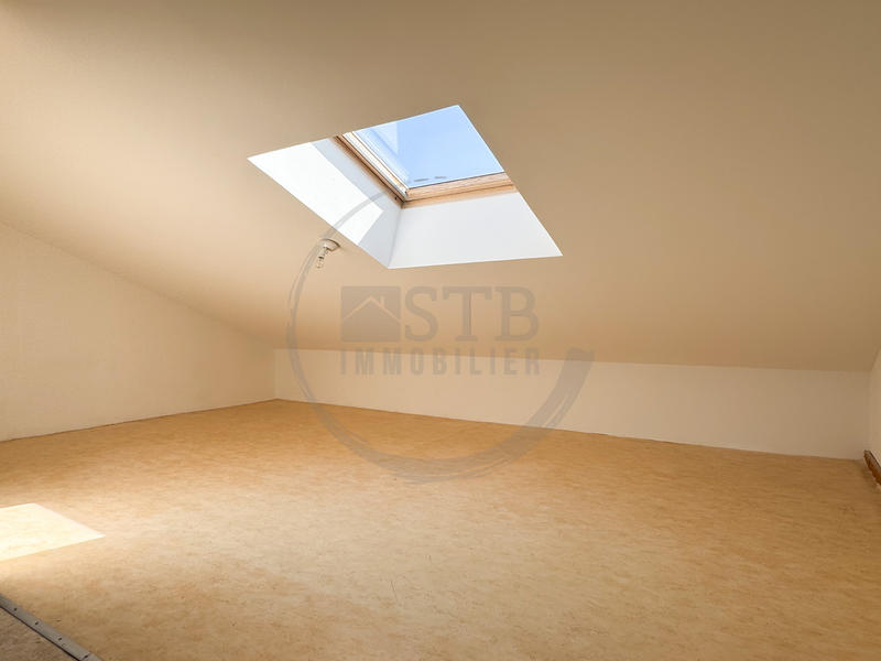 Maison - 89 m² - 5 pièces