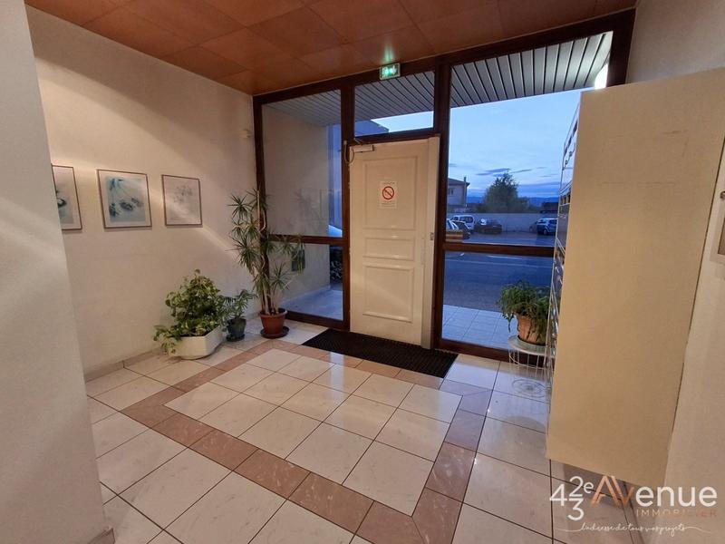 Appartement - 82 m² - 4 pièces