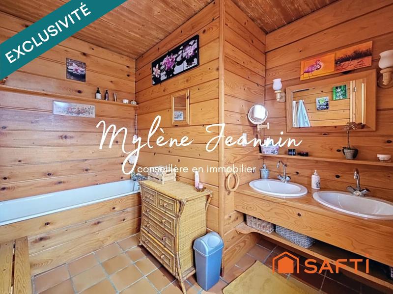 Maison - 238 m² - 7 pièces