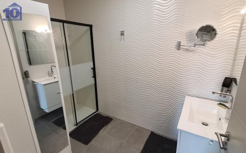 Appartement sur toit - 60 m² - 3 pièces