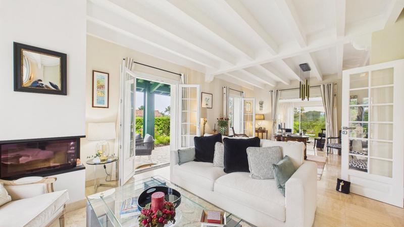 Maison - 170 m² - 5 pièces